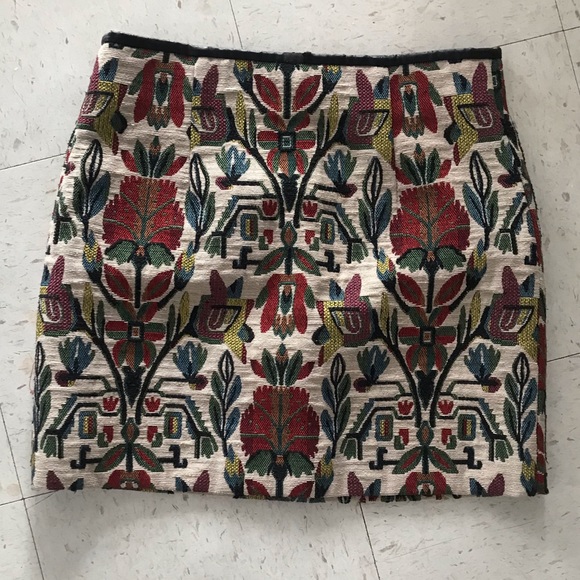 Zara Dresses & Skirts - Zara Mini Skirt (2 for $15)